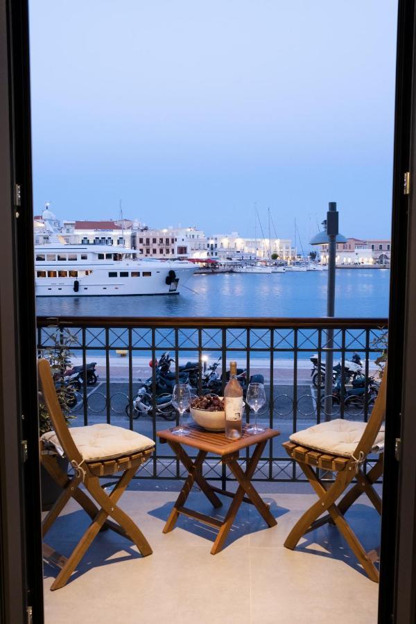 Venus Luxury Apartment Ermoupoli Exterior photo