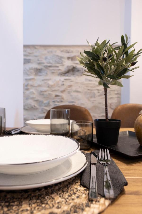 Venus Luxury Apartment Ermoupoli Exterior photo